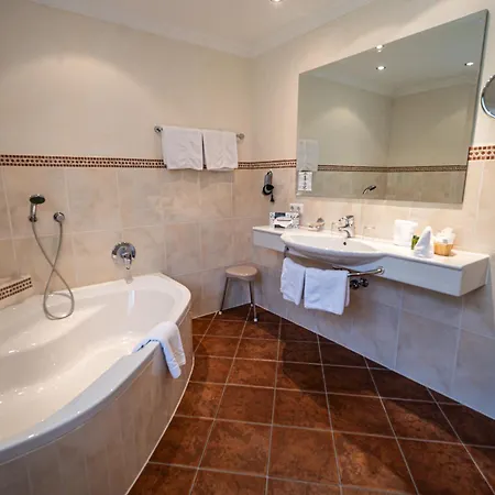Hartenfels 4*